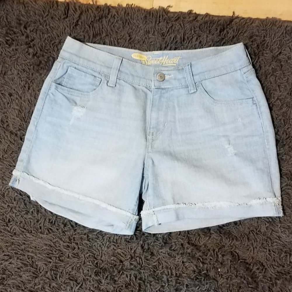 Old Nacy sweetheart shorts